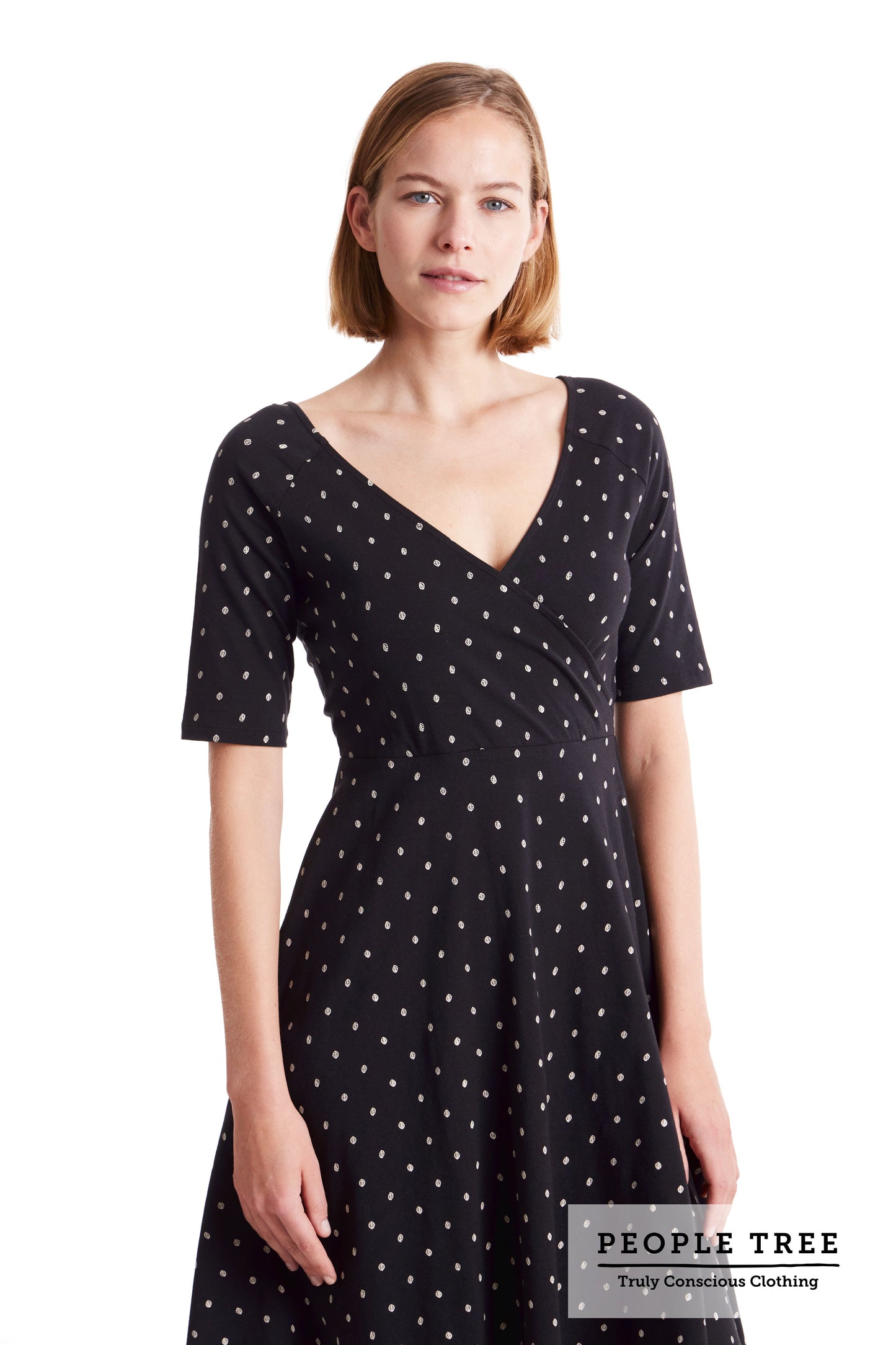 Karine lehtimekko, S musta