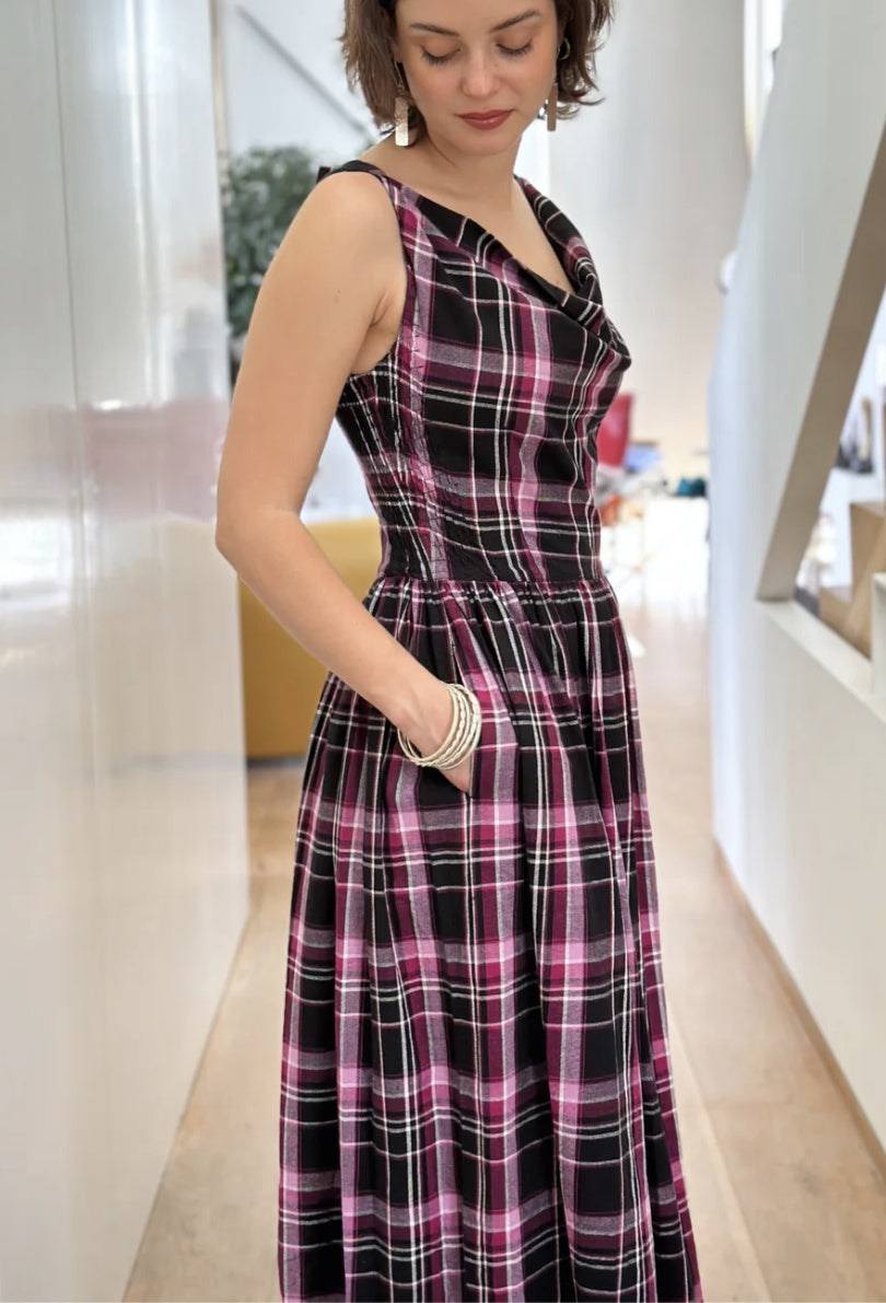 Celia mekko, pinkki ruutu
