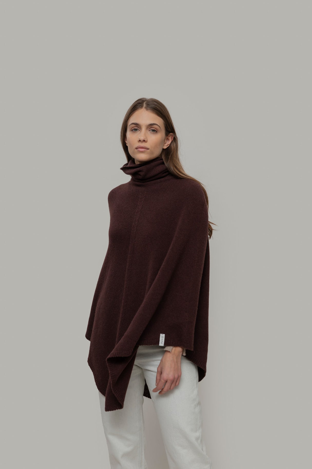 Kashmir poncho, ruskea