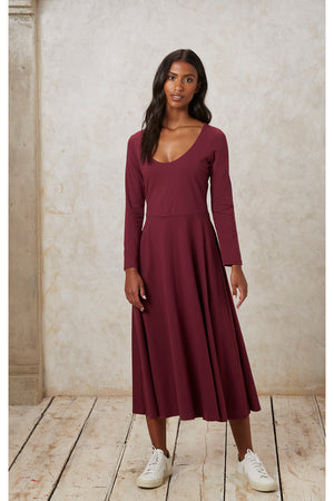 Bianca mekko, burgundin punainen
